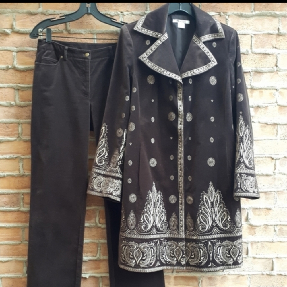 Nygard Collection Long Boho Embroidered Velvet Jacket